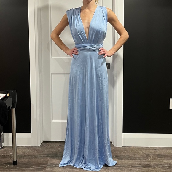 Maternity wear it 7+ ways - Picture 2 of 6